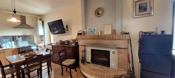 4 rooms House in San Severino Marche, Italy No. 30864 8