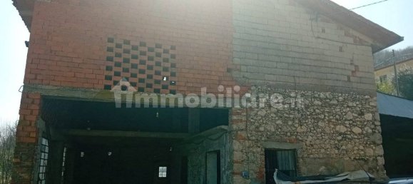 Casa de 3 dormitorios en Isola Vicentina, Italy No. 196169 3