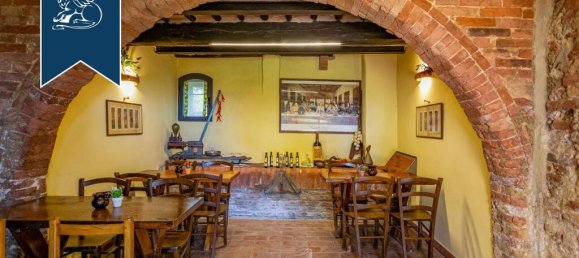 650m² Commercial property in Siena, Italy No. 232199 55