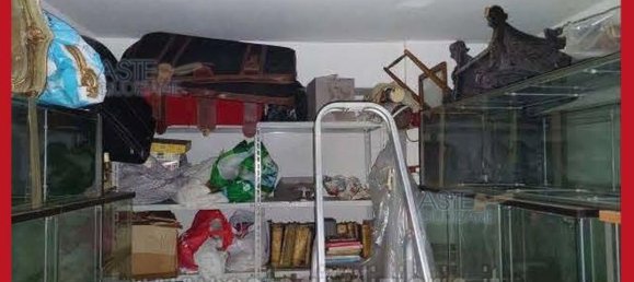 5 bedrooms Apartment in Rome, Italy No. 334079 13