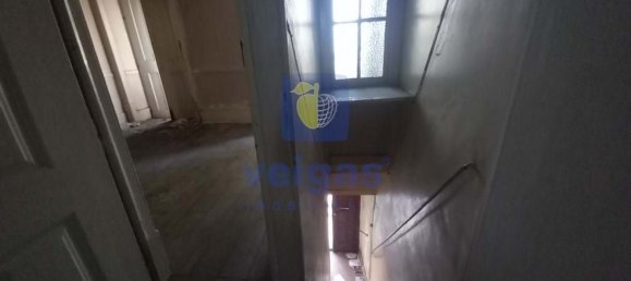 193m² Building in Lisbon, Portugal No. 102623 33