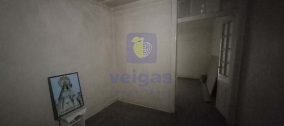 193m² Building in Lisbon, Portugal No. 102623 7