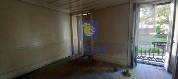 193m² Building in Lisbon, Portugal No. 102623 4