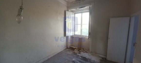 193m² Building in Lisbon, Portugal No. 102623 20