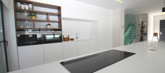 4 bedrooms Villa in Campoamor, Spain No. 9179 10