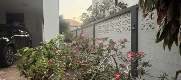 Moradia T3 em Pattaya, Thailand N.º 66923 9