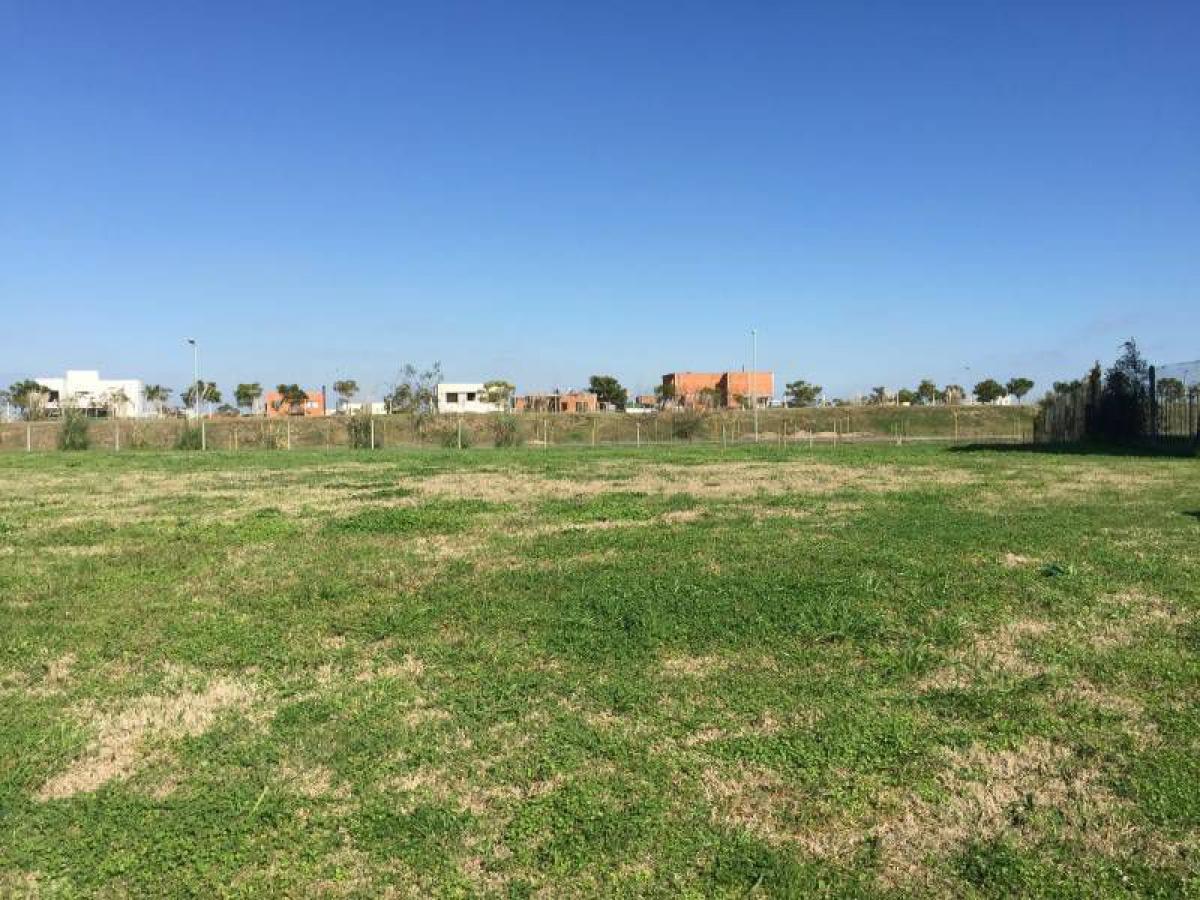  Land in Escobar, Argentina No. 117421