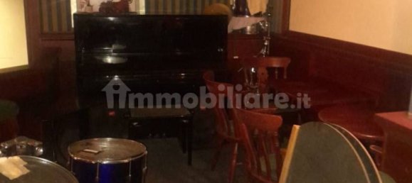 2 rooms Commercial property in Rome, Italy No. 228715 8