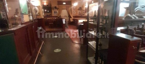 2 rooms Commercial property in Rome, Italy No. 228715 7