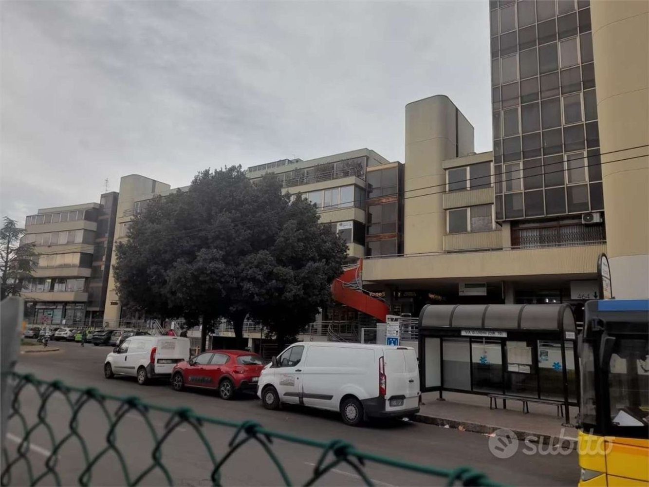 34m² Office in Modena, Italy No. 67407