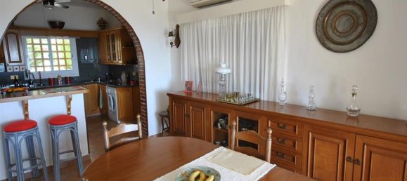 Вилла с 4 спальнями в Тала, Кипр № 10490 8