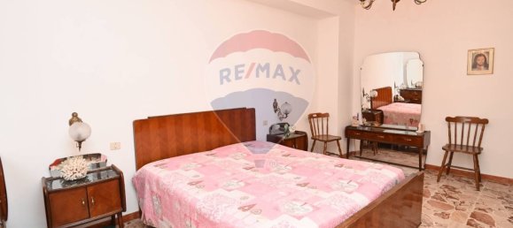 4 bedrooms House in Caltagirone, Italy No. 215355 14