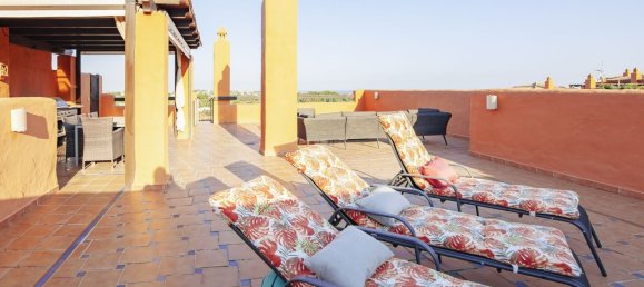 3 bedrooms Penthouse in Estepona, Spain No. 149017 7