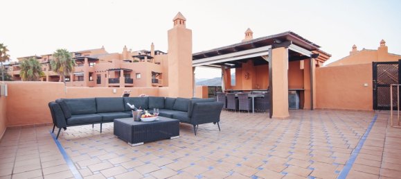 3 bedrooms Penthouse in Estepona, Spain No. 149017 6