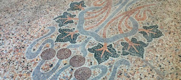 4 Schlafzimmer Wohnung in Lucca, Italy, Nr. 178423 10