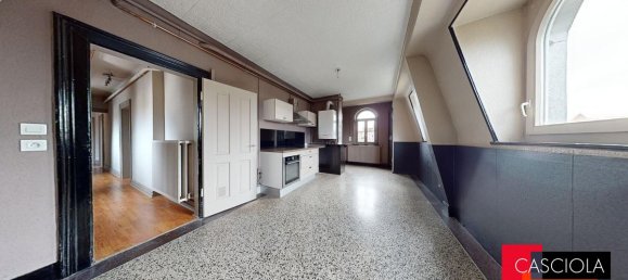 4-salle Appartement à Metz, France No. 235842 7