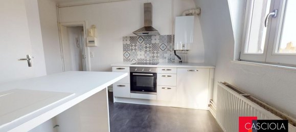 4-salle Appartement à Metz, France No. 235842 16
