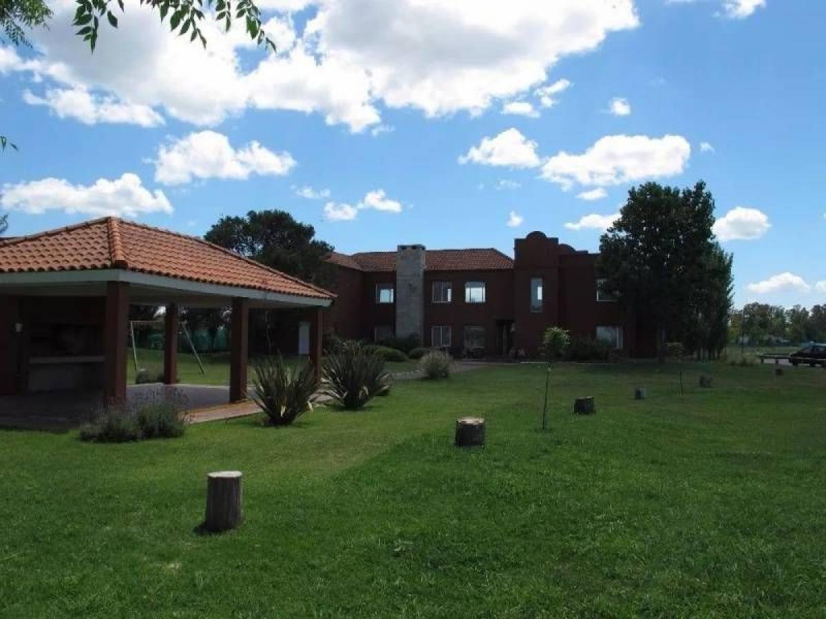  Land in Escobar, Argentina No. 43455