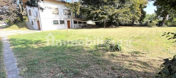 3 bedrooms Villa in Udine, Italy No. 177628 17