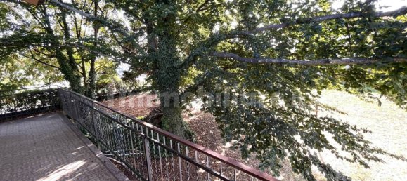 3 bedrooms Villa in Udine, Italy No. 177628 4