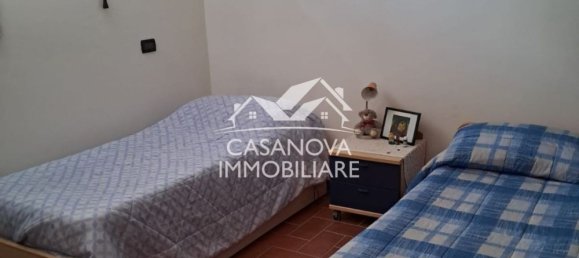 Дом с 6 комнатами в Ардеа, Италия № 203546 19