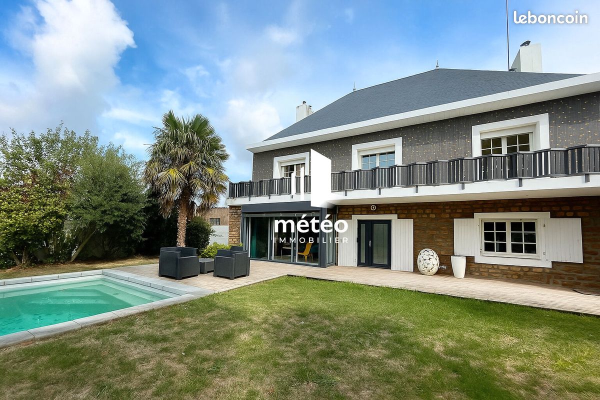 6 Schlafzimmer Haus in Lucon, France, Nr. 323476