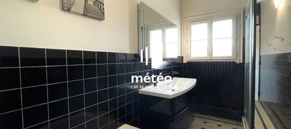 6 Schlafzimmer Haus in Lucon, France, Nr. 323476 17