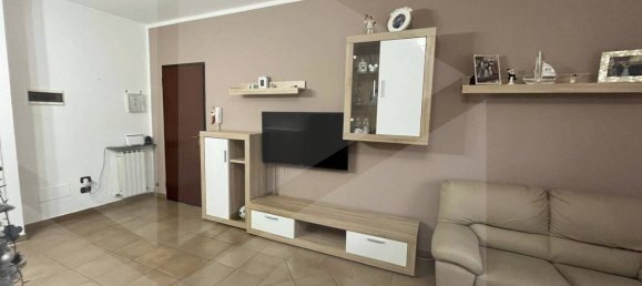 3 rooms Apartment in Fiorano Modenese, Italy No. 17154 10