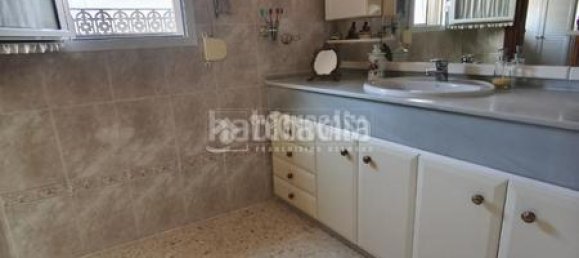 3 bedrooms House in Cadiz, Spain No. 166195 9