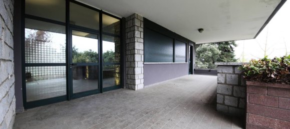 5 rooms Villa in Como, Italy No. 286298 40