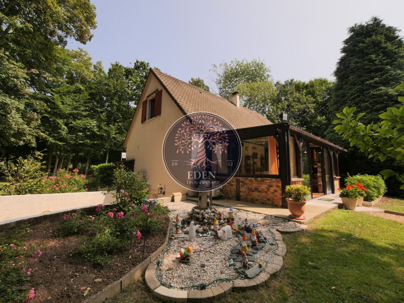 Casa de 4 dormitorios en Abondant, France No. 250342