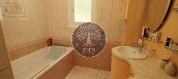 Casa de 4 dormitorios en Abondant, France No. 250342 12