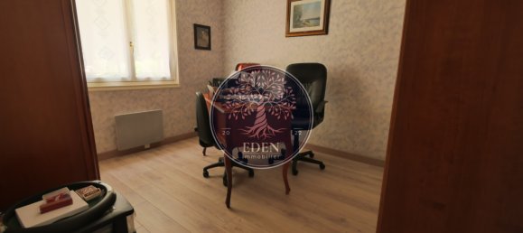 Casa de 4 dormitorios en Abondant, France No. 250342 11