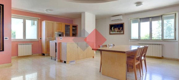 6 Schlafzimmer Villa in Latina, Italy, Nr. 172914 7