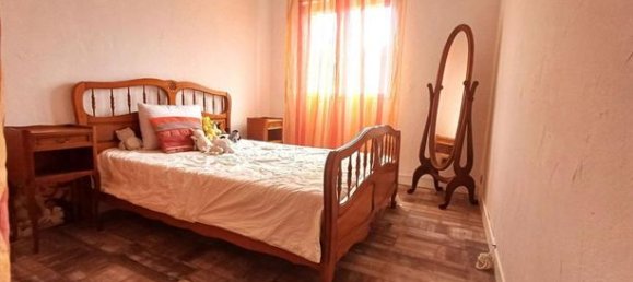 3 bedrooms House in Claira, France No. 313310 3