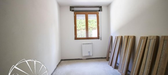 Apartamento de 3 habitaciónes en Agliana, Italy No. 22273 15