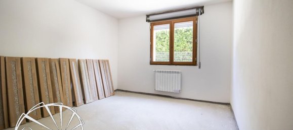 Apartamento de 3 habitaciónes en Agliana, Italy No. 22273 9
