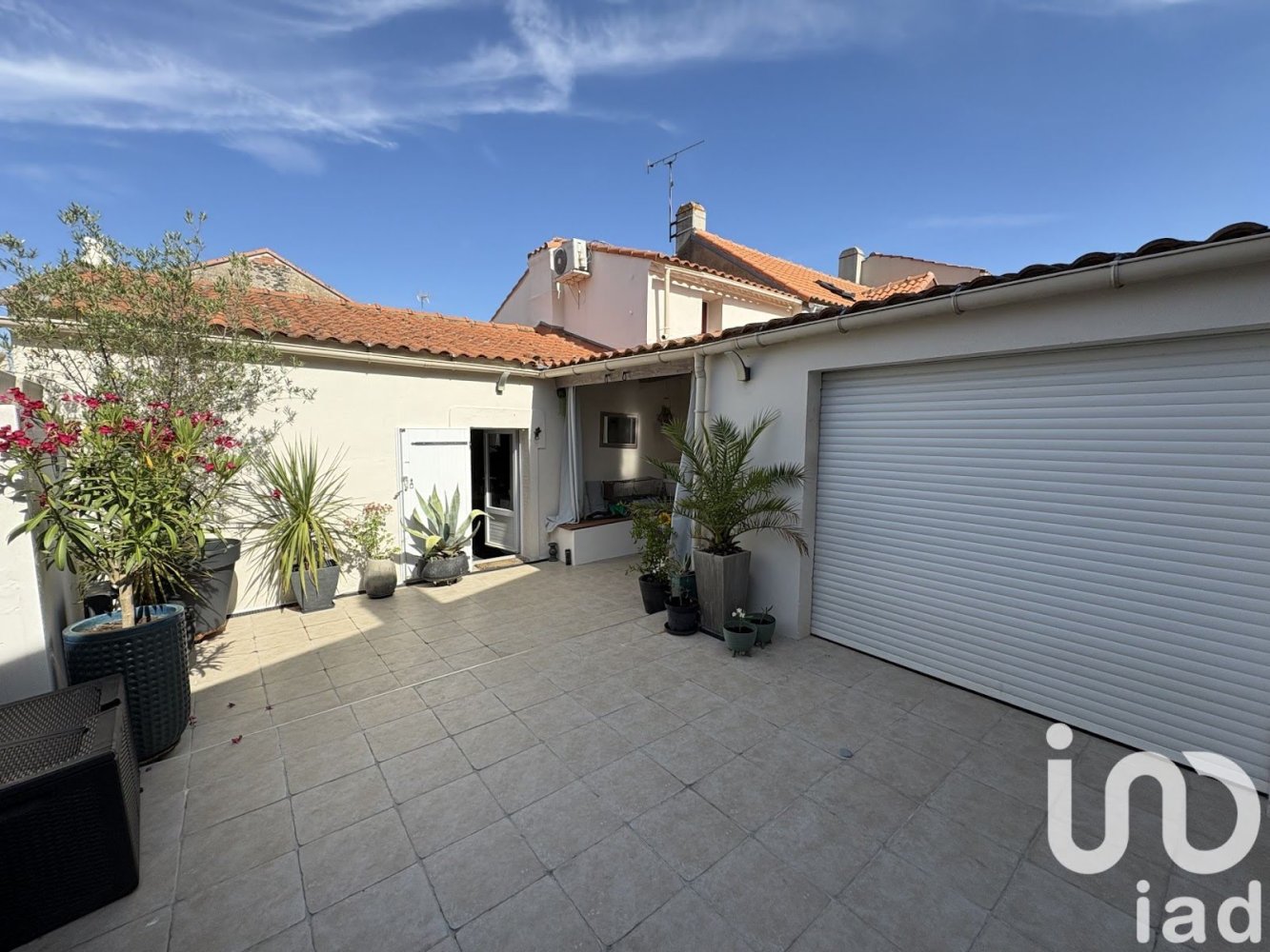 2 Schlafzimmer Haus in Loire-Atlantique, France, Nr. 299219