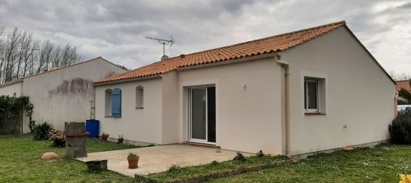 Дом с 3 спальнями в Вандея, Франция № 340623 2