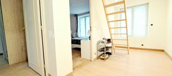 4 bedrooms House in Chambly, France No. 271388 10