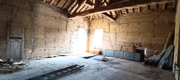 4 rooms Apartment in Saint-Didier-de-Formans, France No. 268335 6