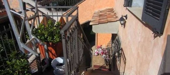 Casa de 5 divisões em Rome, Italy N.º 372945 4