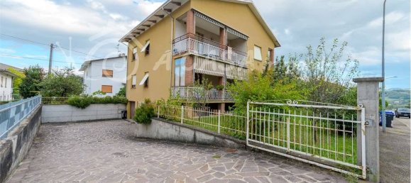 6 Schlafzimmer Villa in Medesano, Italy, Nr. 305544 21