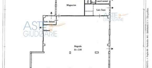 645m² Commercial property in Osimo, Italy No. 325964 16