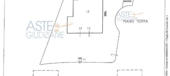 645m² Commercial property in Osimo, Italy No. 325964 15