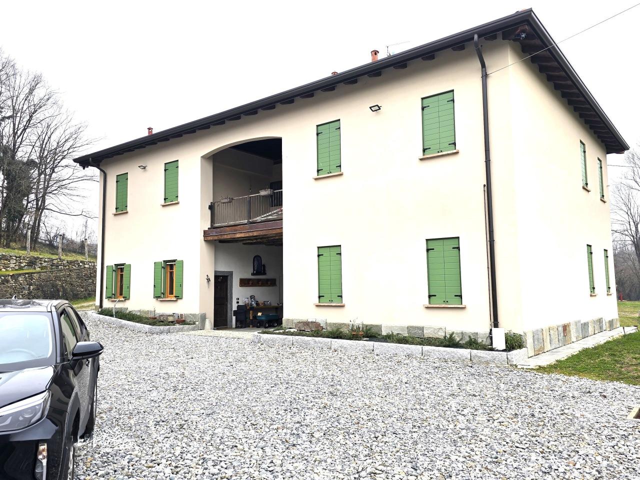 13غرفة منزل في Merone, Italy رقم 12855