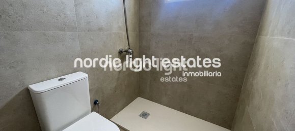 Apartamento de 3 dormitorios en Torre del Mar, Spain No. 181044 22