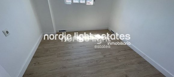 Apartamento de 3 dormitorios en Torre del Mar, Spain No. 181044 13