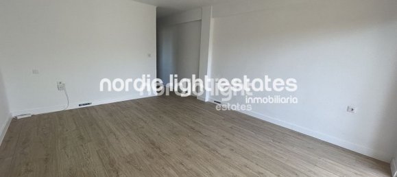 Apartamento de 3 dormitorios en Torre del Mar, Spain No. 181044 10