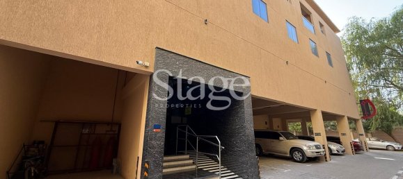 1033m² Building in Ajman, UAE No. 103185 2